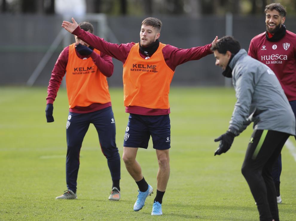 Miguelón y Josué Sá, durante un entrenamiento en el IES Pirámide.