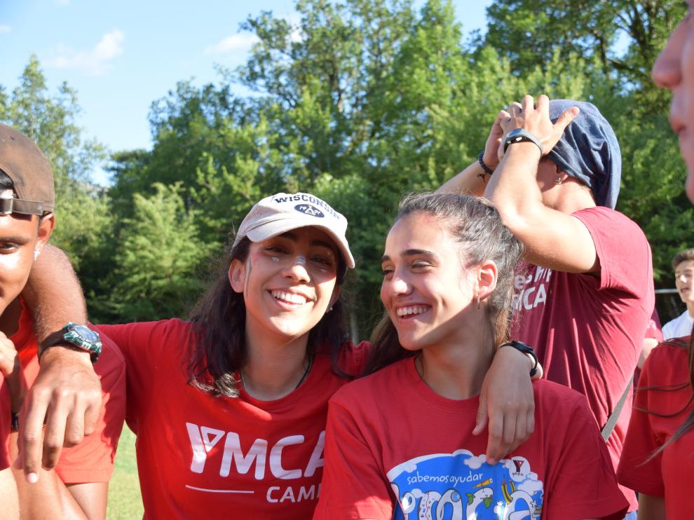 Ana Bueno, voluntaria de YMCA desde 2016, en una de las actividades de la asociación.