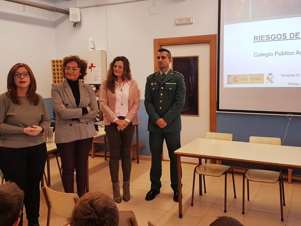 El plan ha arrancado este jueves en el colegio de Aínsa.