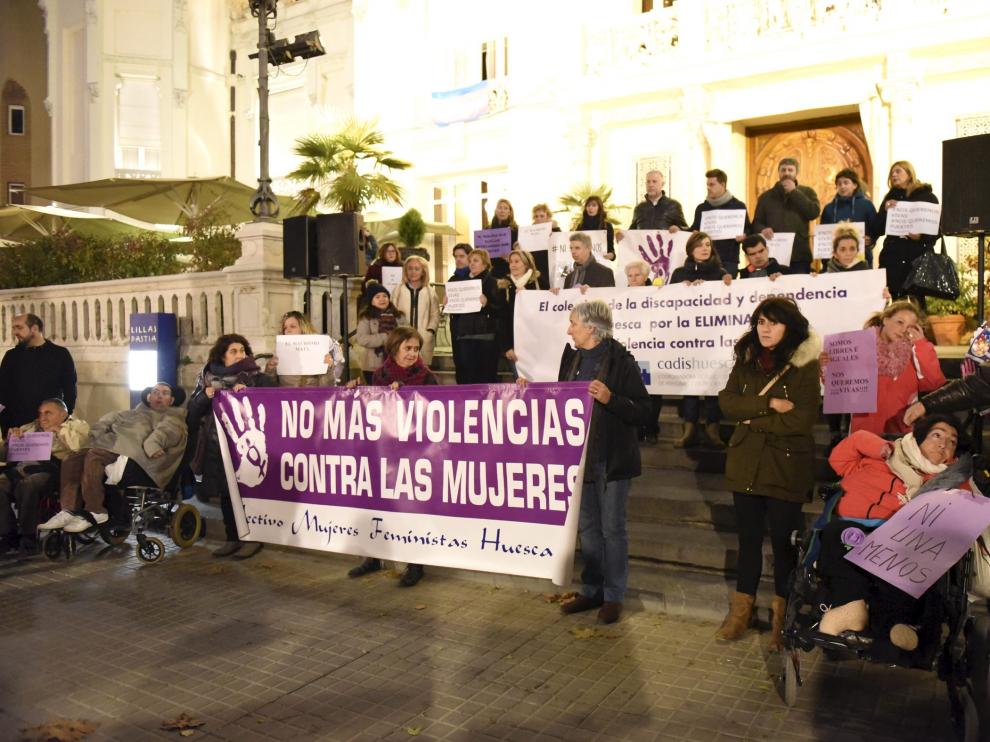Concentración contra la violencia de género en la plaza de Navarra en 2017.
