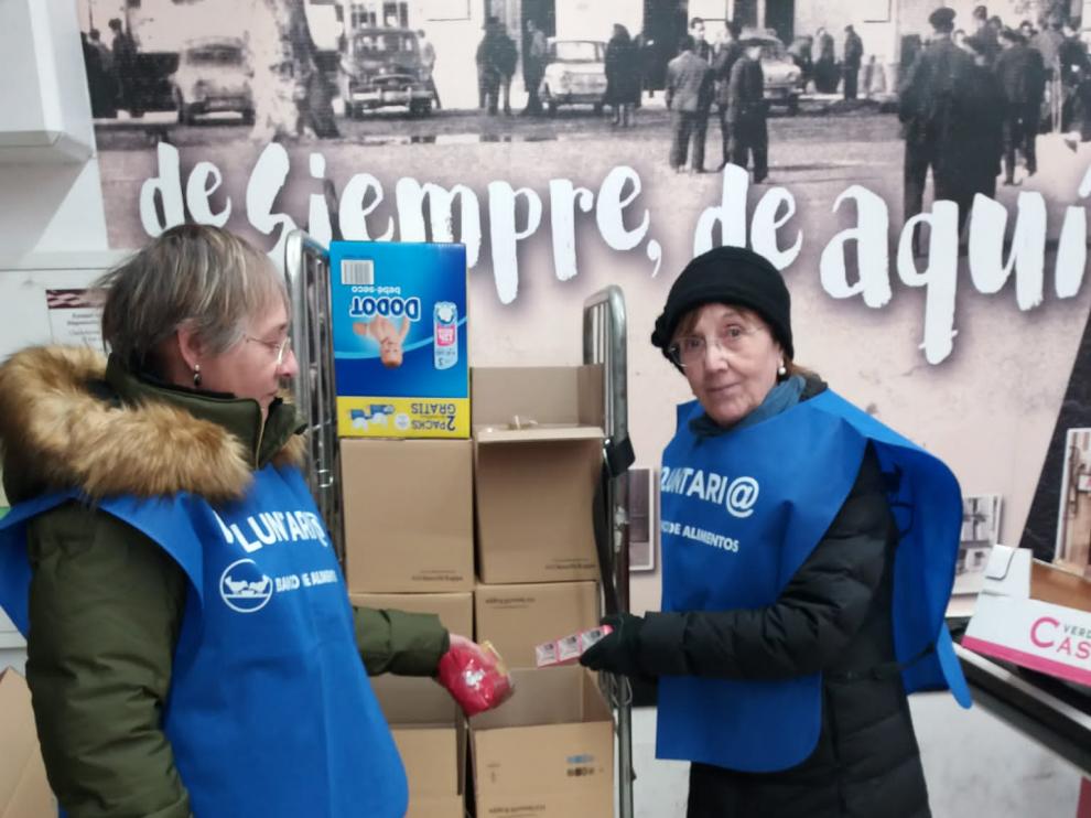 Dos de las voluntarias de Graus que se están implicando en esta campaña.