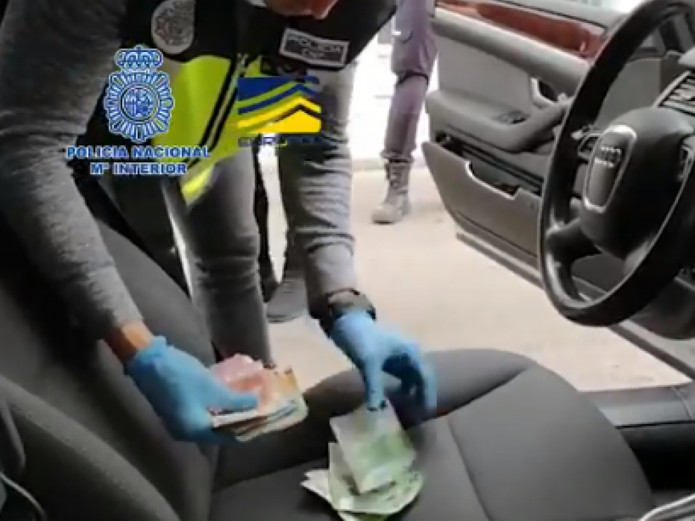 Se han intervenido 8.000 euros en efectivo