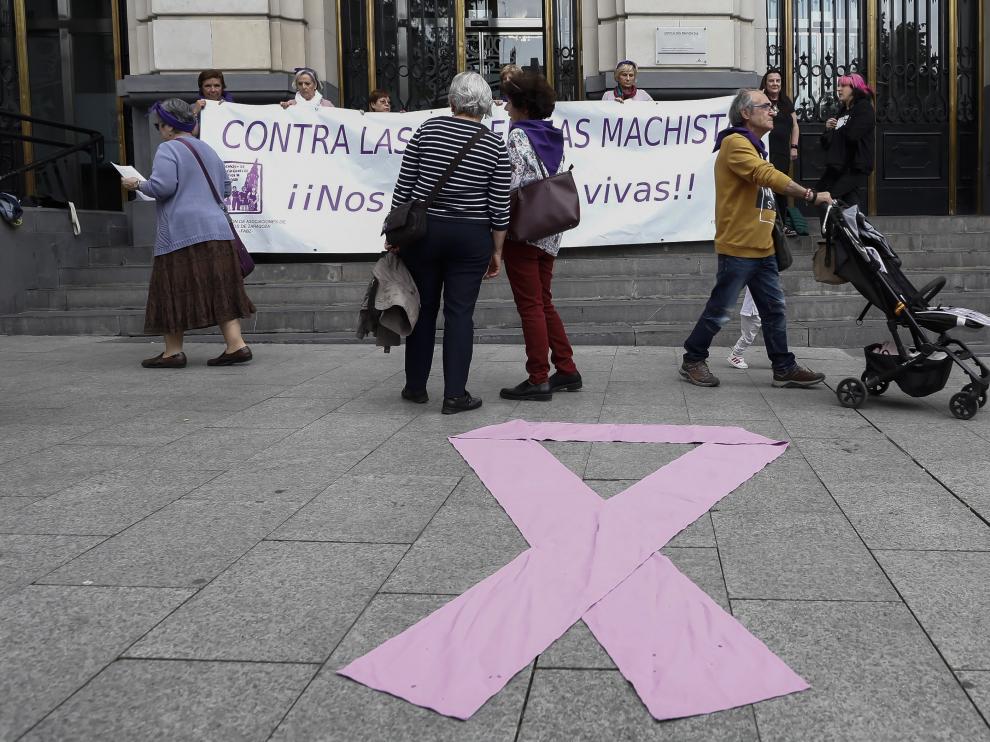 Concentración contra la violencia machista en mayo en Zaragoza.