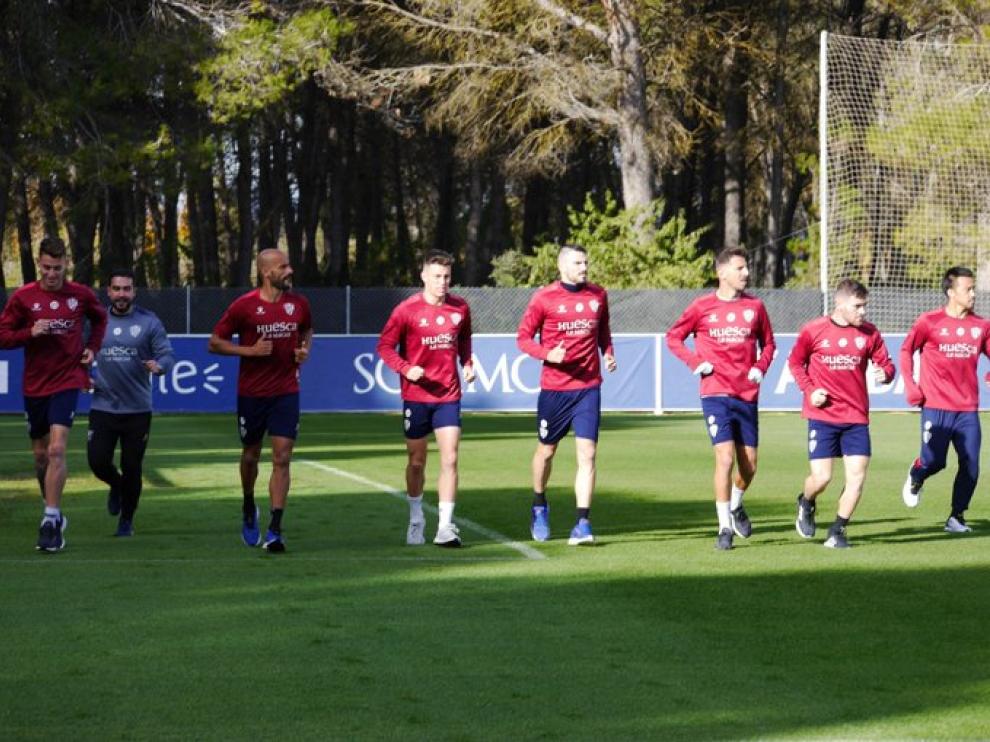 La SD Huesca completó este domingo una sesión de recuperación.