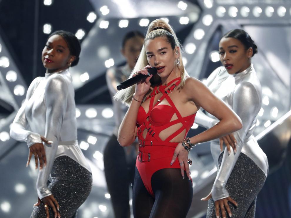 Dua Lipa interpretó 'Don't Start Now' durante la gala