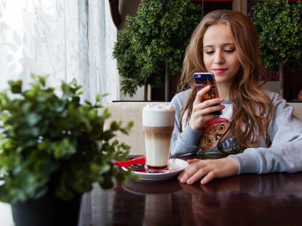 Un 56,9€ afirma que usa las redes sociales para compartir lo que hace en su tiempo libre.