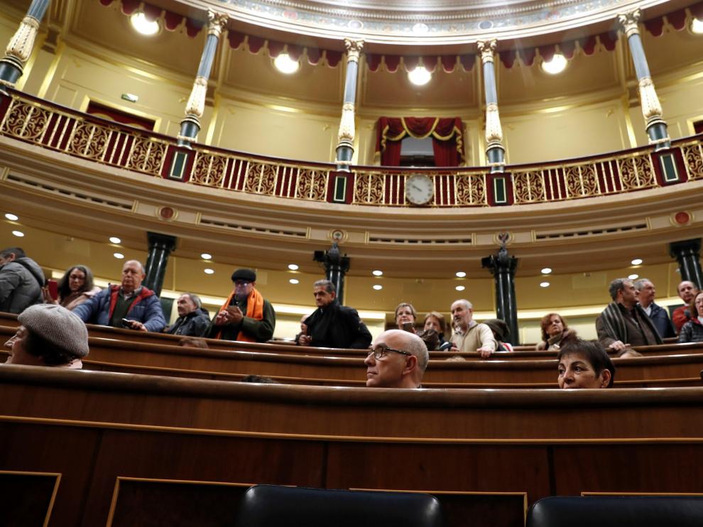 Un grupo de visitantes en el Congreso de los Diputados.