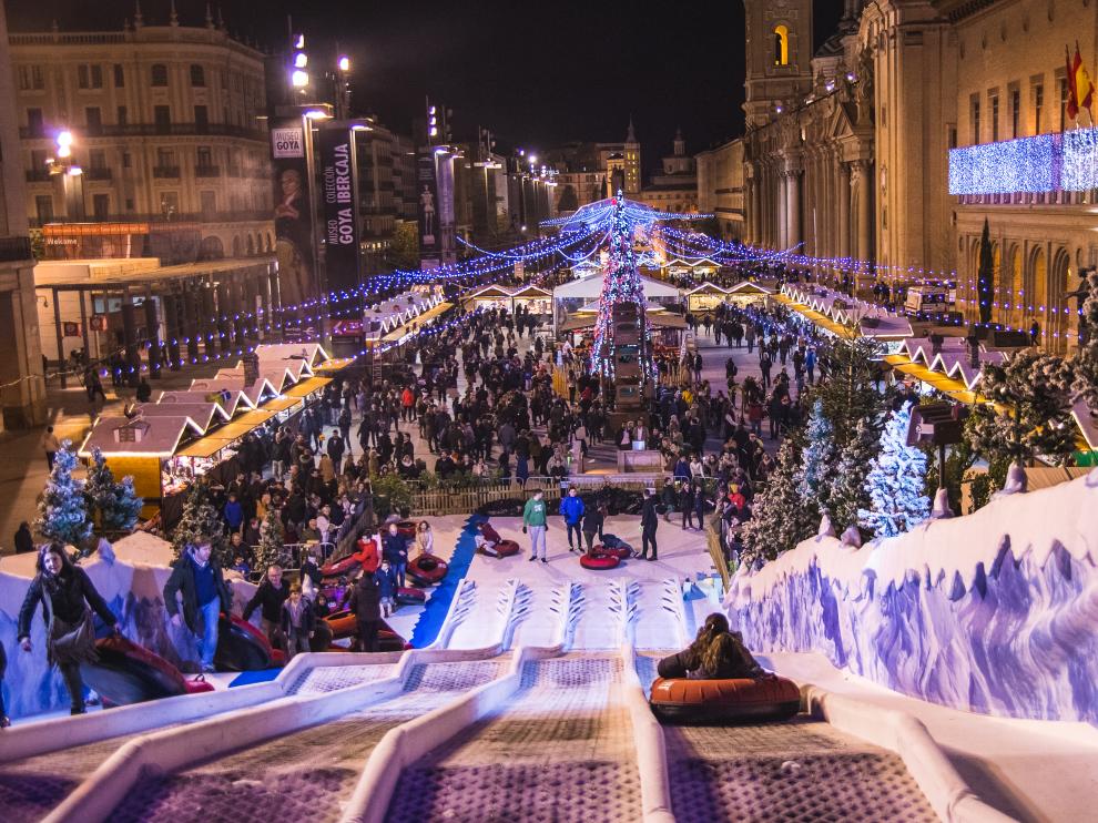 La Muestra Navideña se celebra en la Plaza del Pilar hasta el 12 de enero.