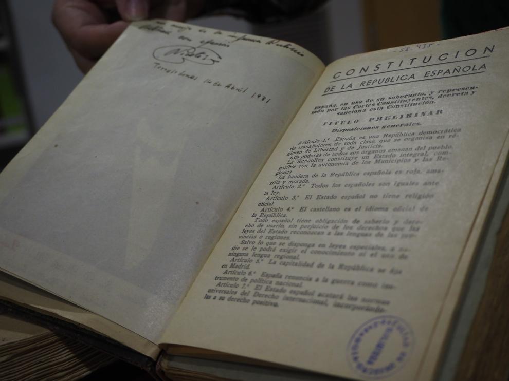 Ejemplar de la Constitución de 1931 que se conserva en la biblioteca de la Facultad de Derecho de la Universidad de Zaragoza.