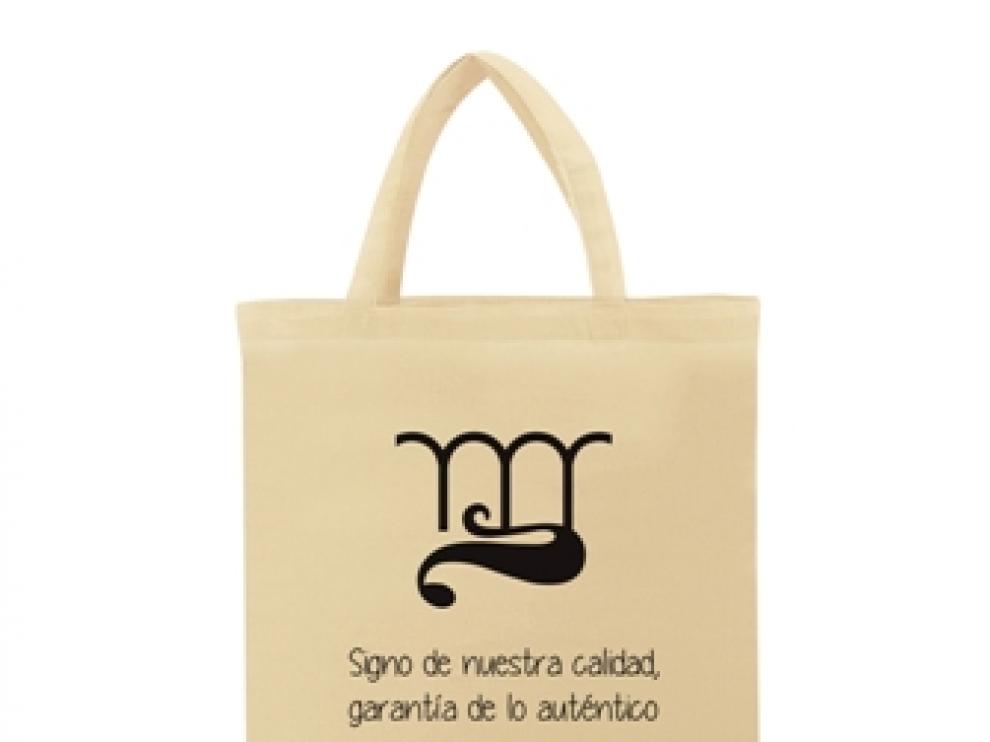 Las bolsas son de algodón ecológico y llevan el logo de la Marca Territorial de Calidad.
