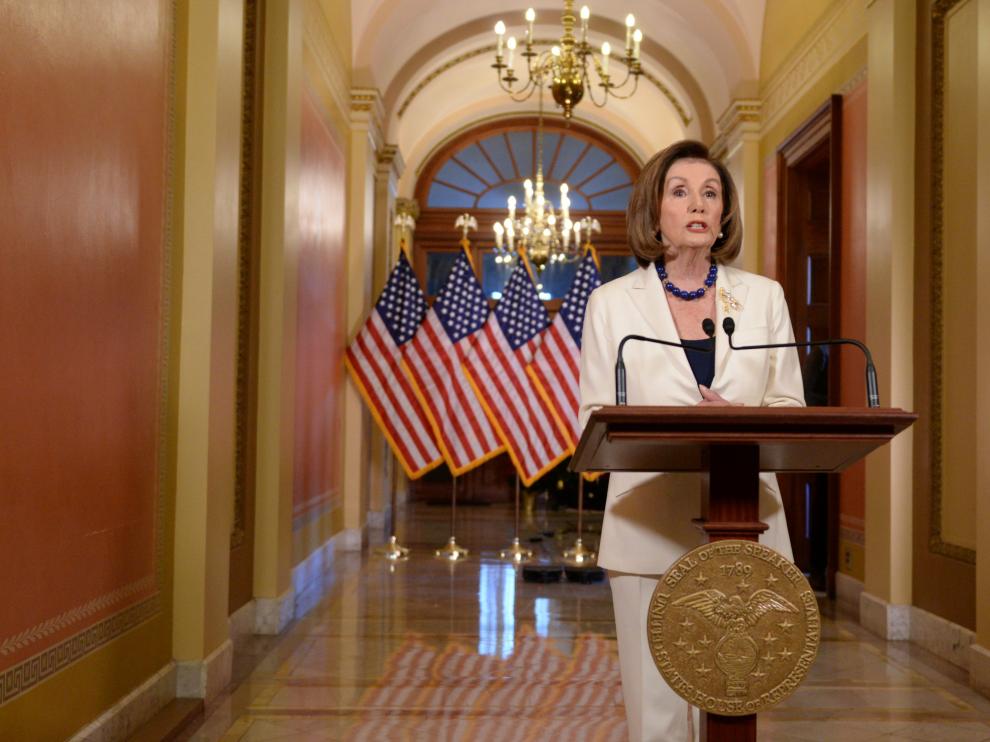 Pelosi da vía libre al juicio político contra Trump