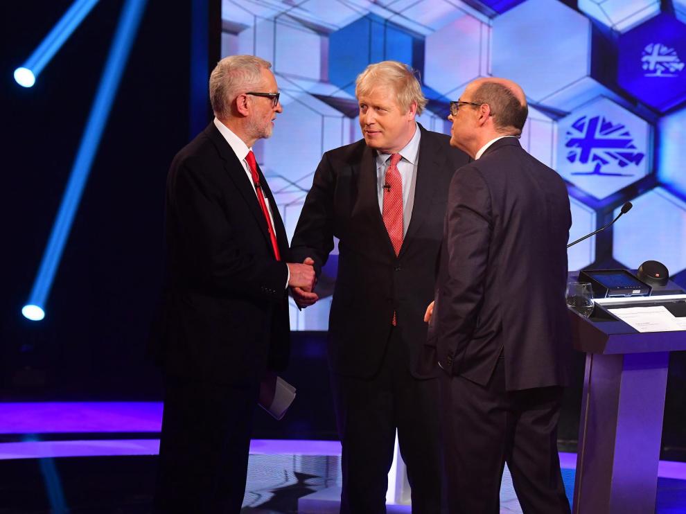Jeremy Corbyn y Boris Johnson durante el cara a cara.