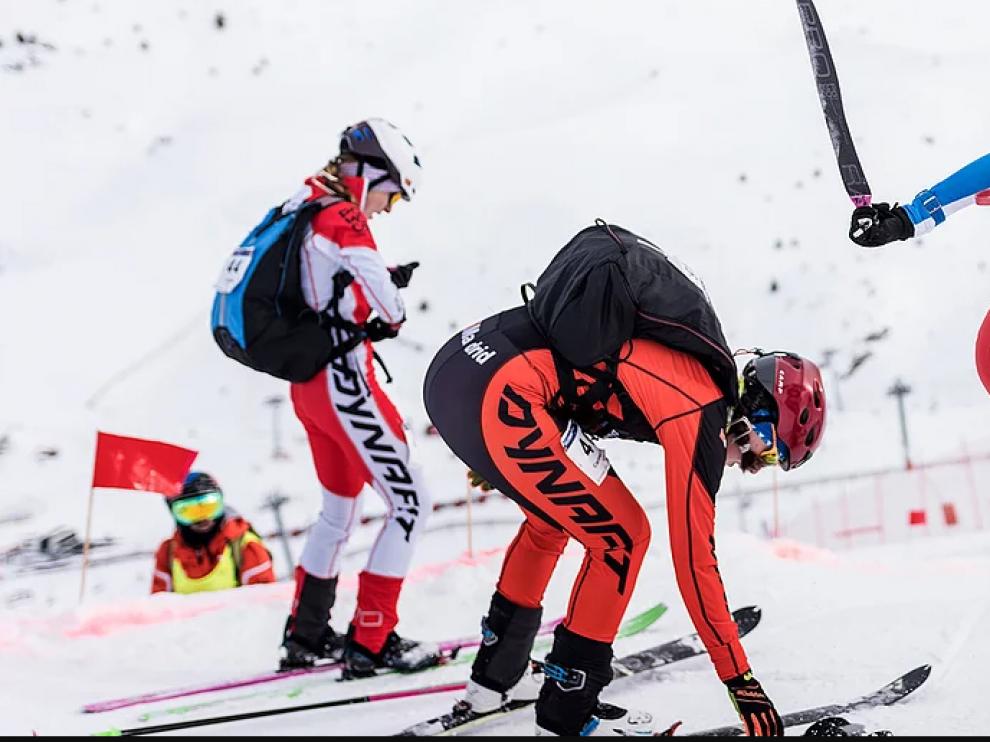 Equipo aragonés de esquí de montaña