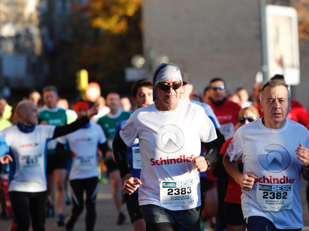 Imágenes de la Carrera de empresas Esic 2019 en Zaragoza.