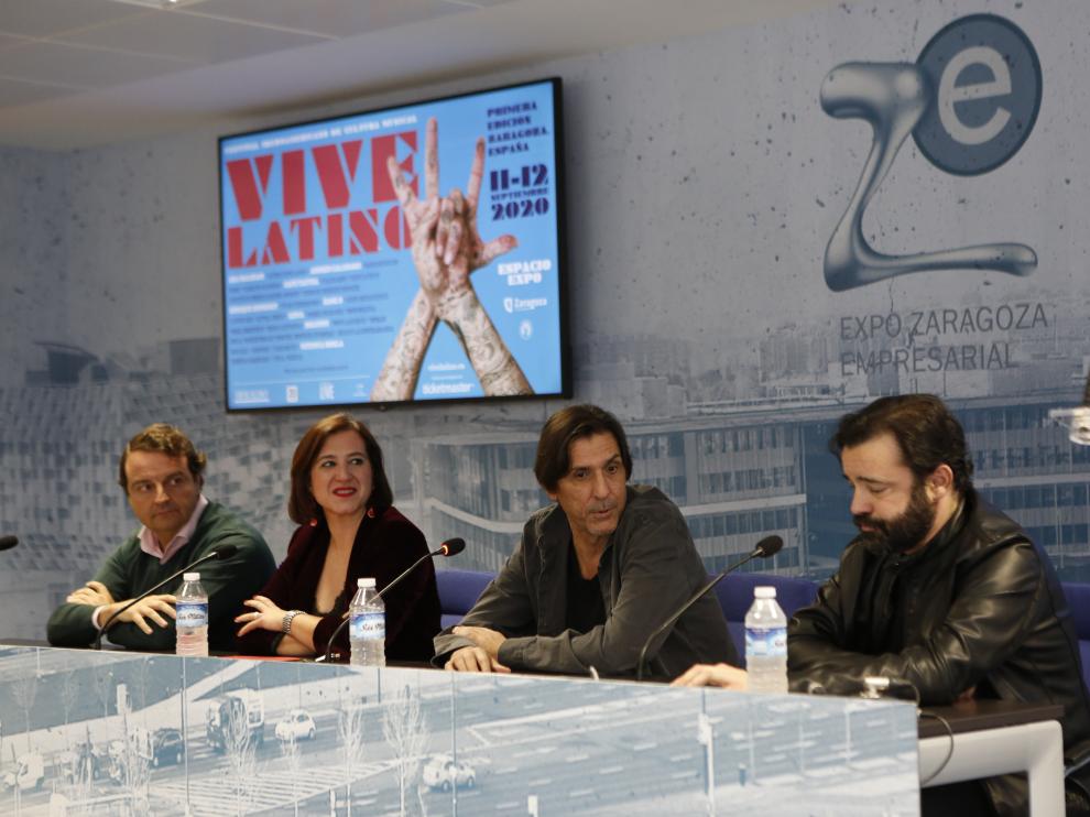 Rafael García Garrido, Sara Fernández, Nacho Royo y Pablo Ferrer presentaron el festival Vive Latino en la Expo