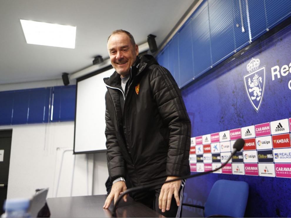 Víctor Fernández, en la mañana de este sábado, antes de ofrecer su rueda de prensa previa al partido de Huesca.