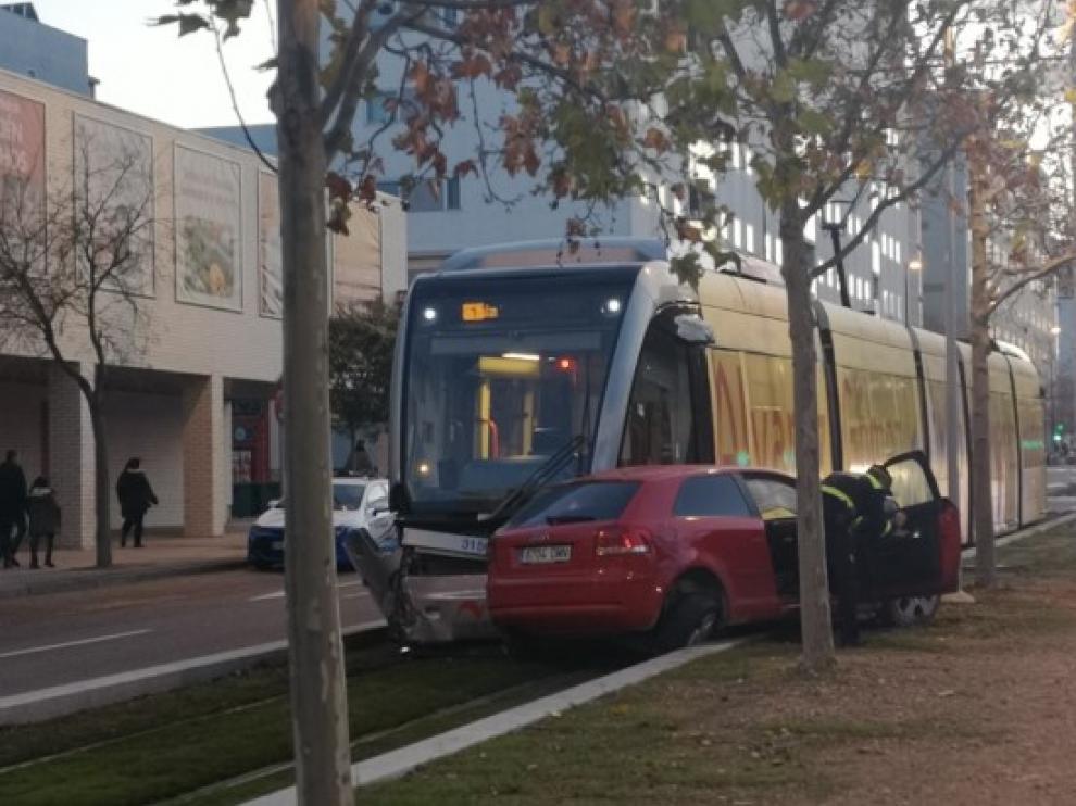 Algunos testigos han presenciado la colisión en el paseo de los Olvidados.