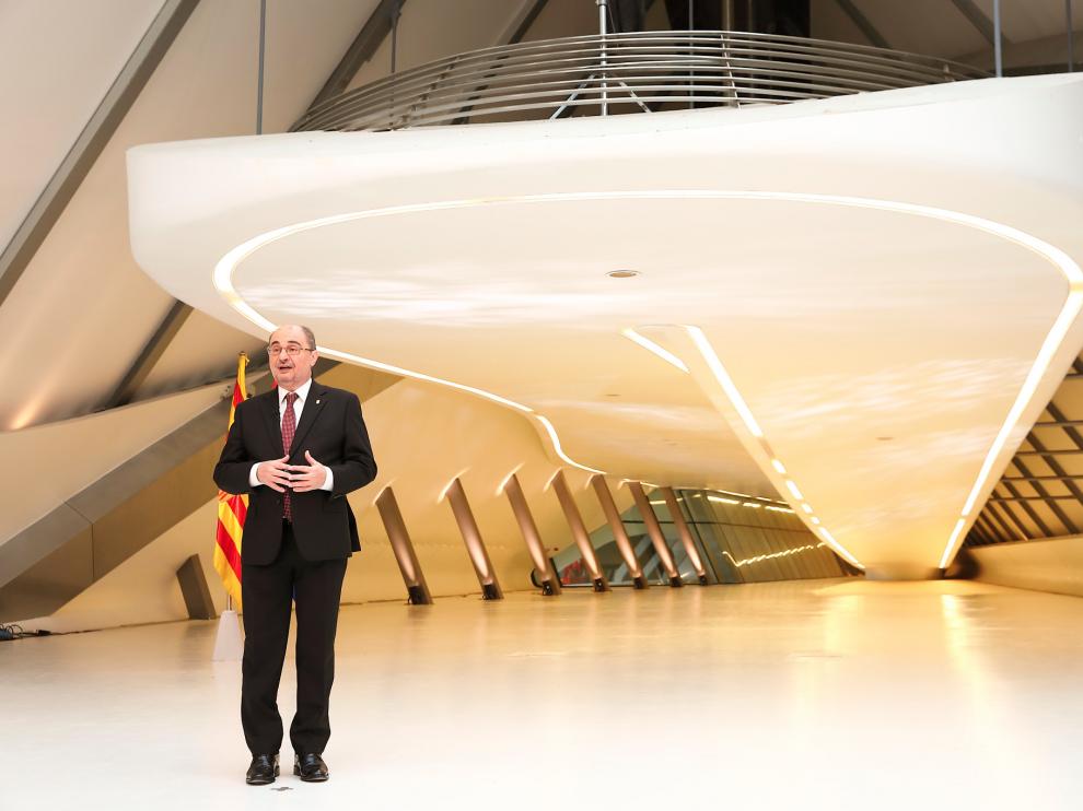 El presidente de Aragón, Javier Lambán, dio su discurso en el marco del Pabellón Puente de la Expo