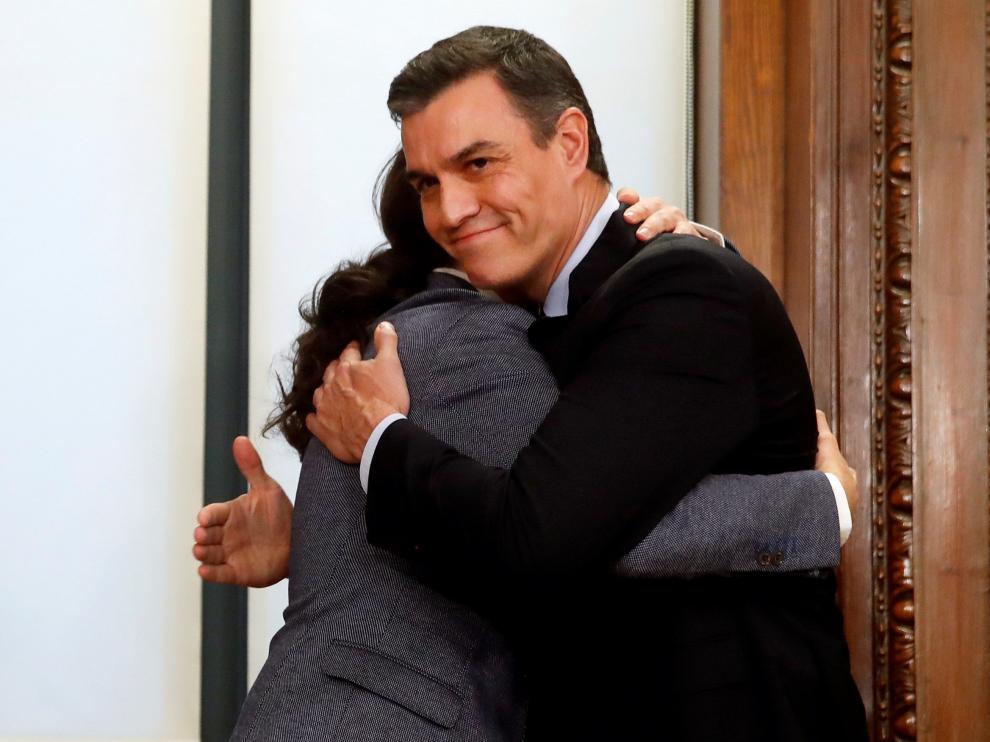 Sánchez e Iglesias presentaron el lunes su acuerdo de coalición.