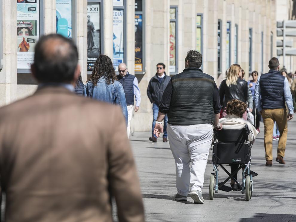 Más de 6.000 aragoneses tienen reconocida la dependencia y están a la espera de cobrar la prestación.