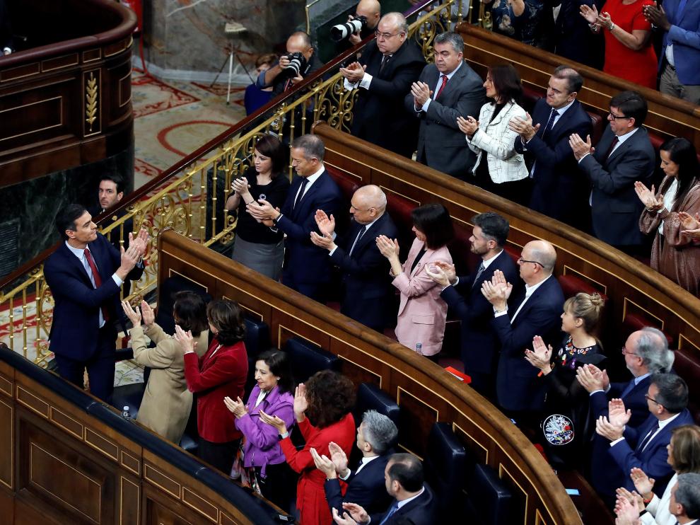 Imágenes del tercer pleno de investidura de Pedro Sánchez, que se somete a una segunda votación este martes para alcanzar la presidencia del Gobierno de España.