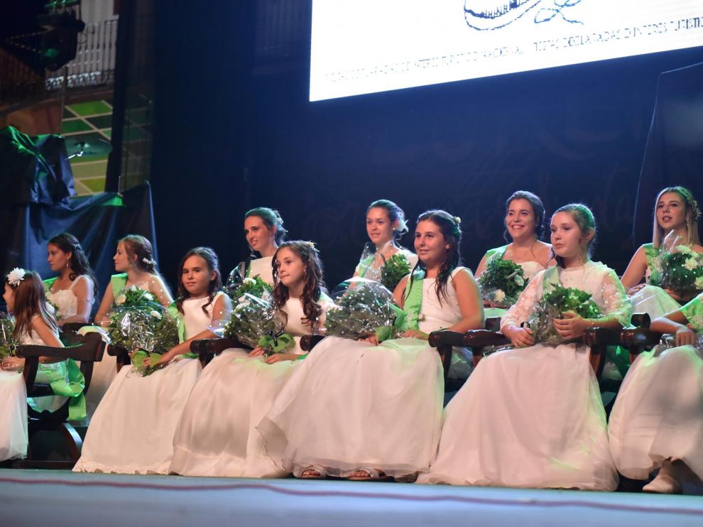Presentación de las 24 mairalesas de barrios y peñas de las fiestas de San Lorenzo 2019.