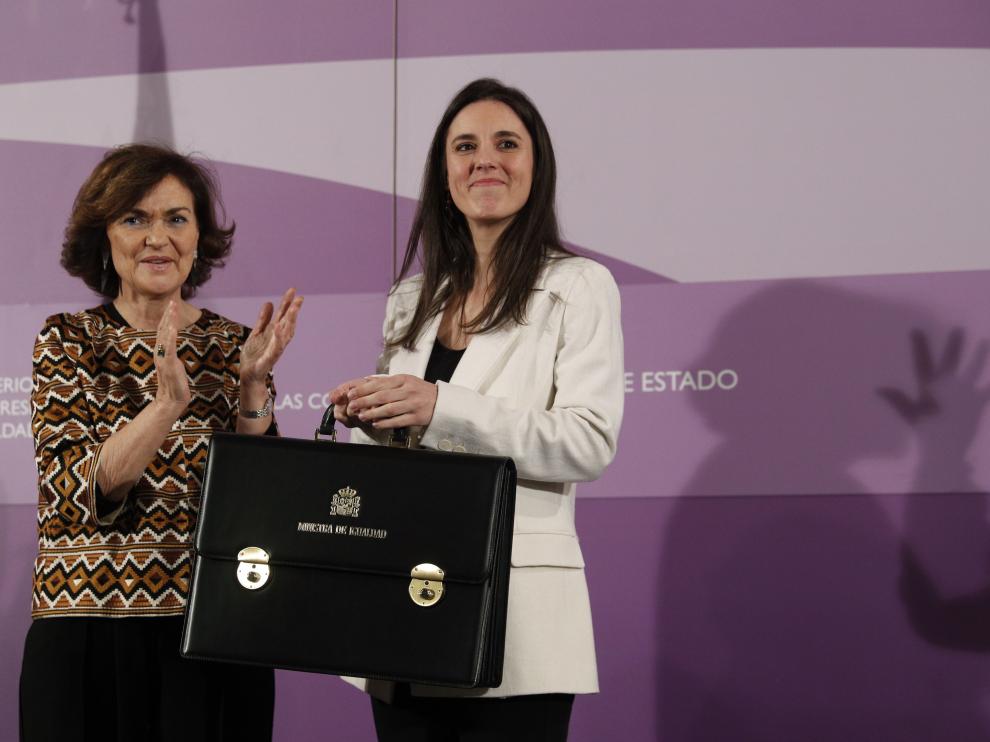 Irene Montero y Carmen Calvo