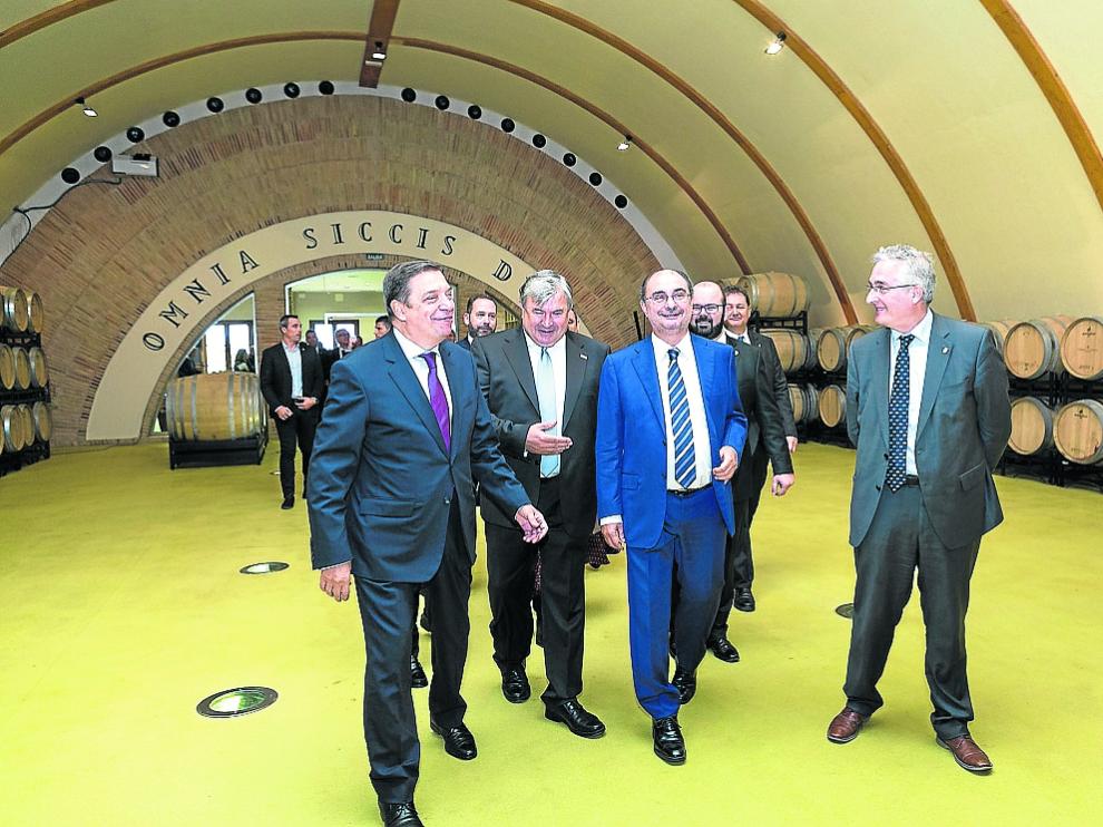 Luis Planas, en su última visita a Aragón con el presidente Javier Lambán y el consejero Joaquín Olona.