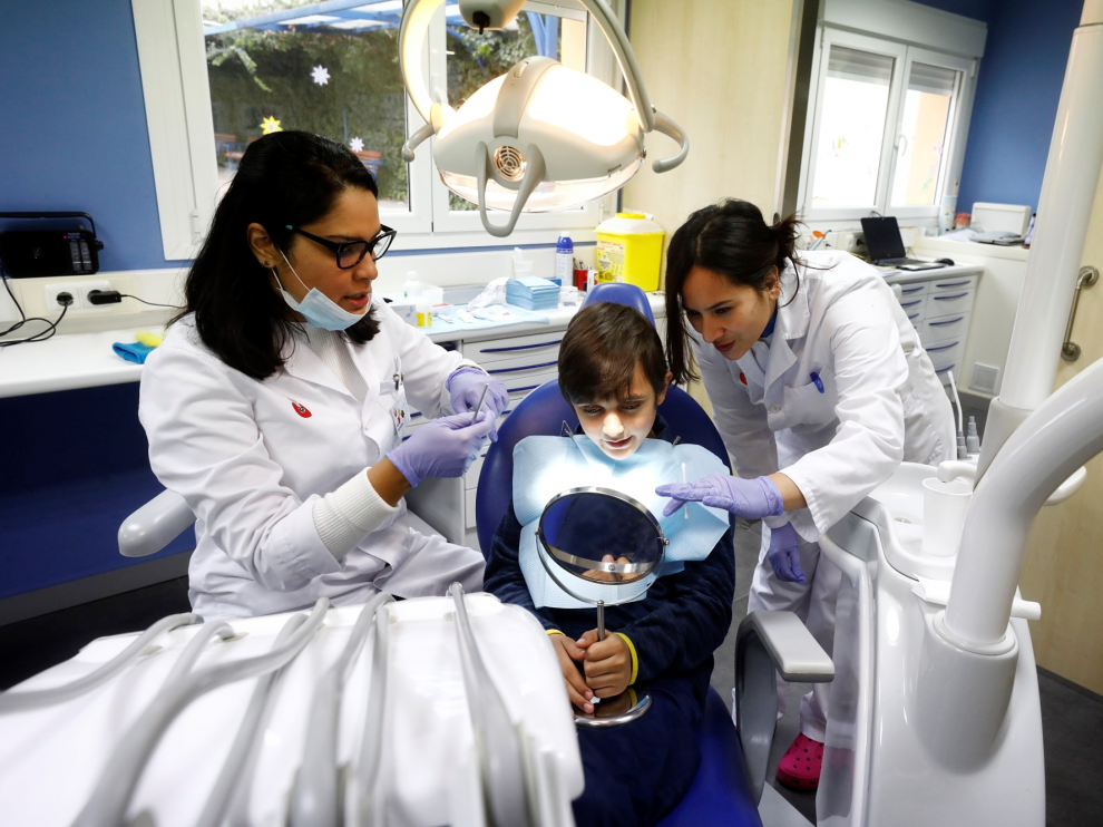 Imagen de la consulta de atención bucodental del hospital San Juan de Dios de Zaragoza.