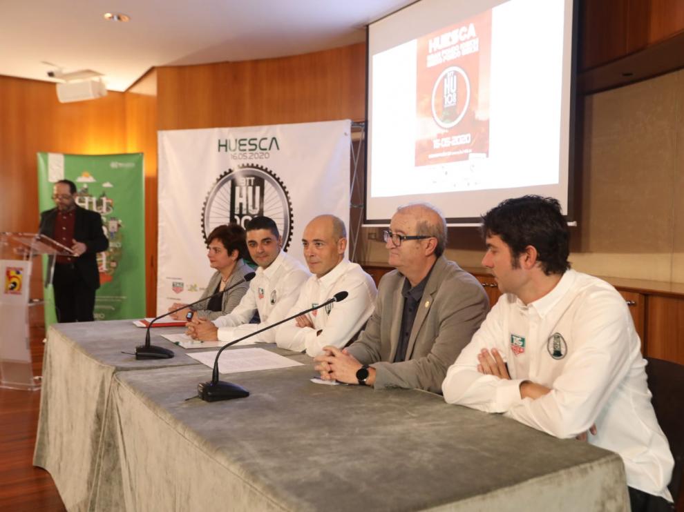 Imagen de la presentación de la tercera edición de la cicloturista BTT HU-108