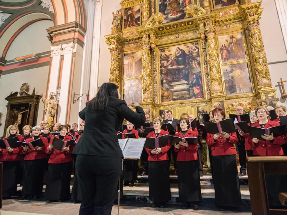 La Coral Almuniense será una de las formaciones que interpreten el himno.