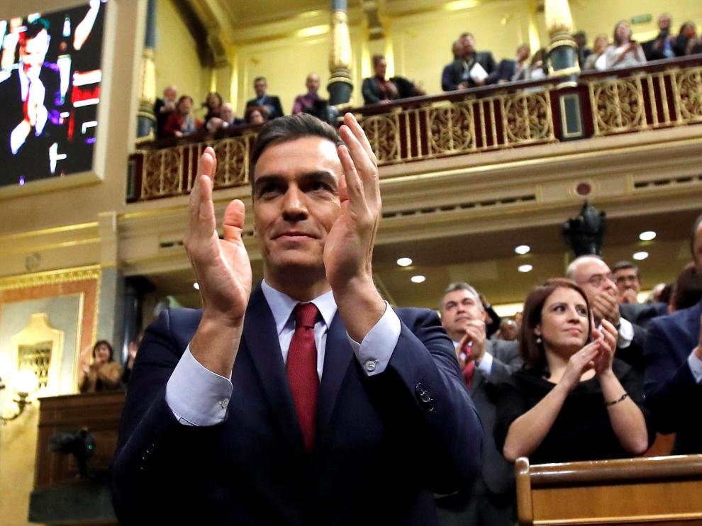Pedro Sánchez, tras ser investido presidente por el Congreso de los Diputados.