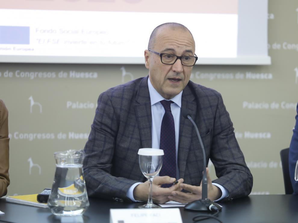 El consejero de Educación, Felipe Faci, ayer en un acto en Huesca