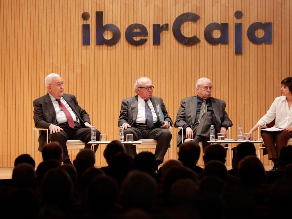 José Angel Biel, Eduardo Serra, Joaquín Leguina y la periodista Eva Pérez Sorribes
