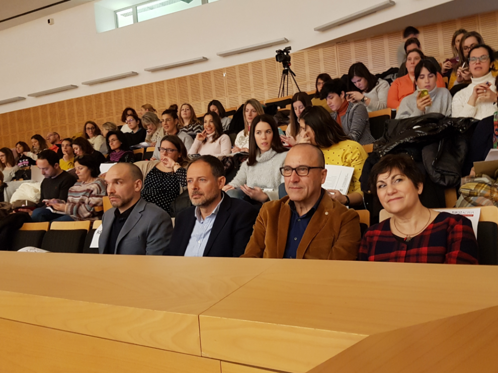 El consejero de Educación, Felipe Faci, en la jornada inaugural del programa 'Mira y Actúa'.