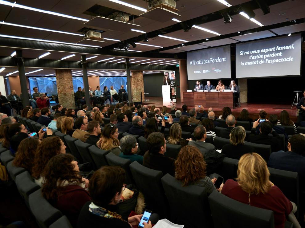 Presentación de la campaña para fomentar el deportes femenino.