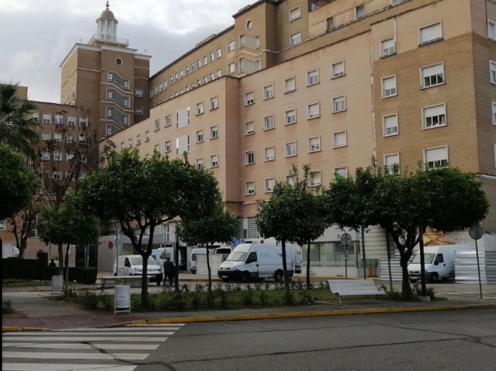 Hospital Virgen del Rocío de Sevilla, en el que ha sido atendida la víctima