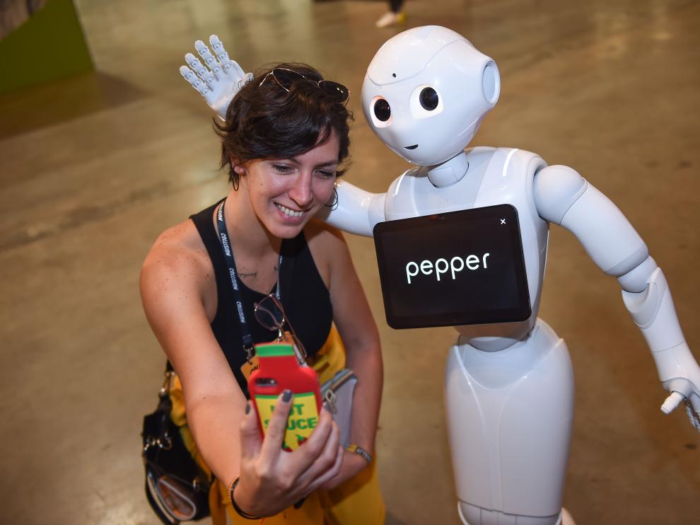 Pepper es el primer robot emocional comercial.