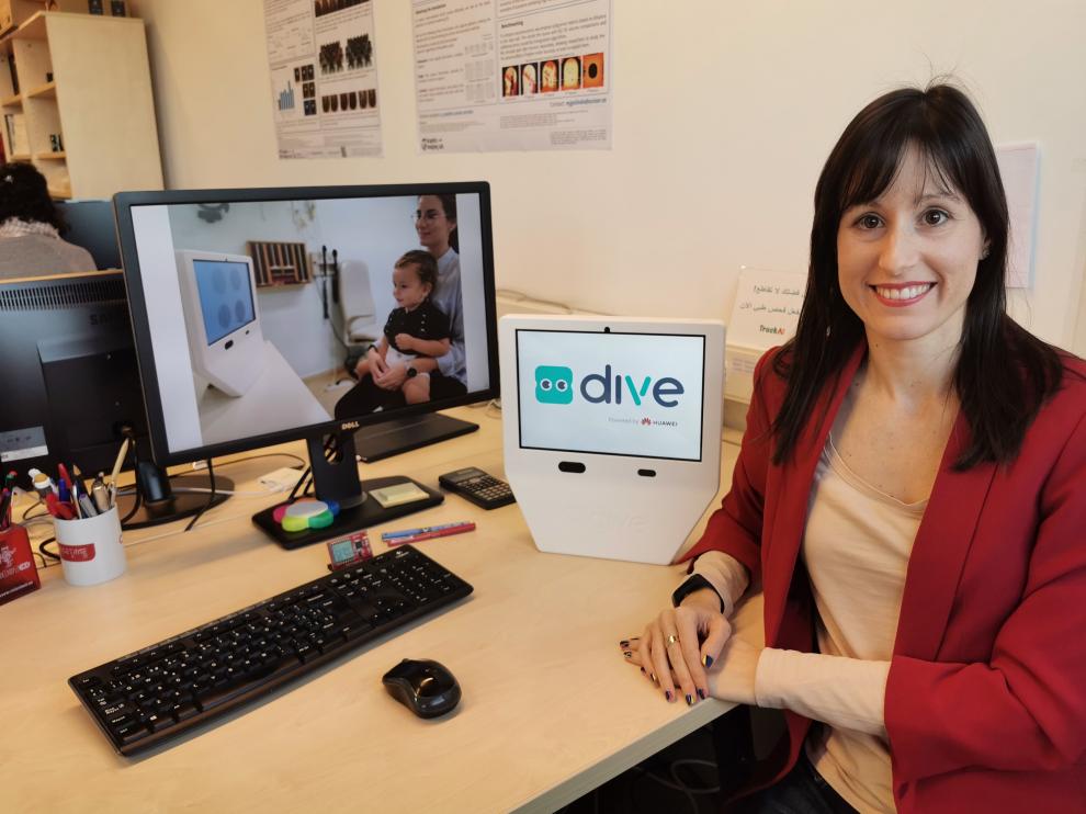 La ingeniera informática Marta Ortín obtuvo con DIVE el primer premio Triple Hélice.