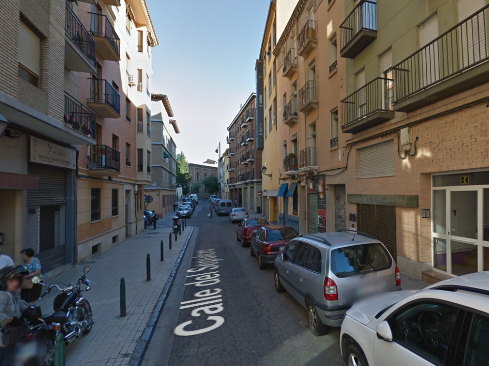 El incendio ha tenido lugar en una vivienda de la calle del Sepulcro.