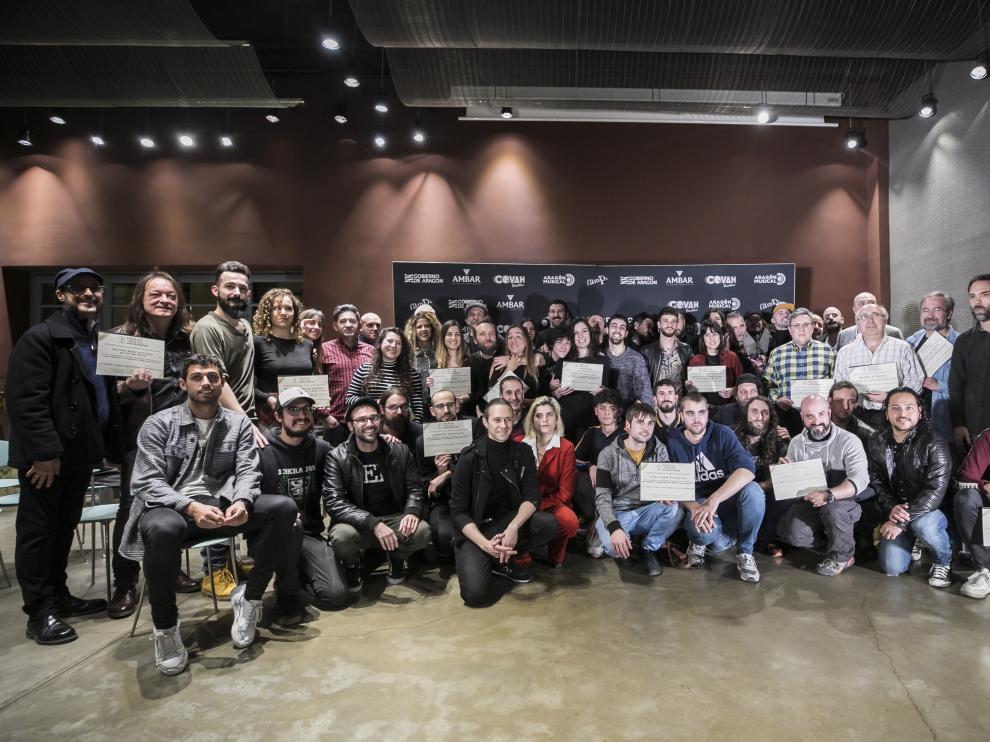 Foto de familia de los nominados, ayer, en el acto celebrado en el Espacio Ambar