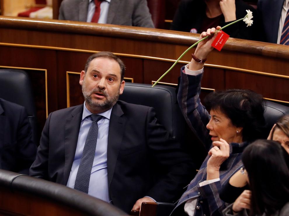 El ministro Ábalos durante la sesión de control del Congreso de los Diputados