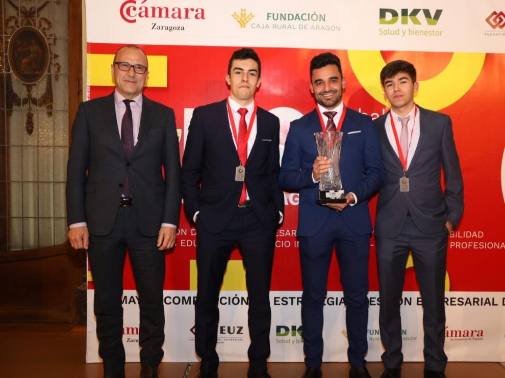 El equipo JEM, formado por los alumnos de la Universidad de Zaragoza Jaime Ramos, Eneko Marcos y Miguel Magreñán