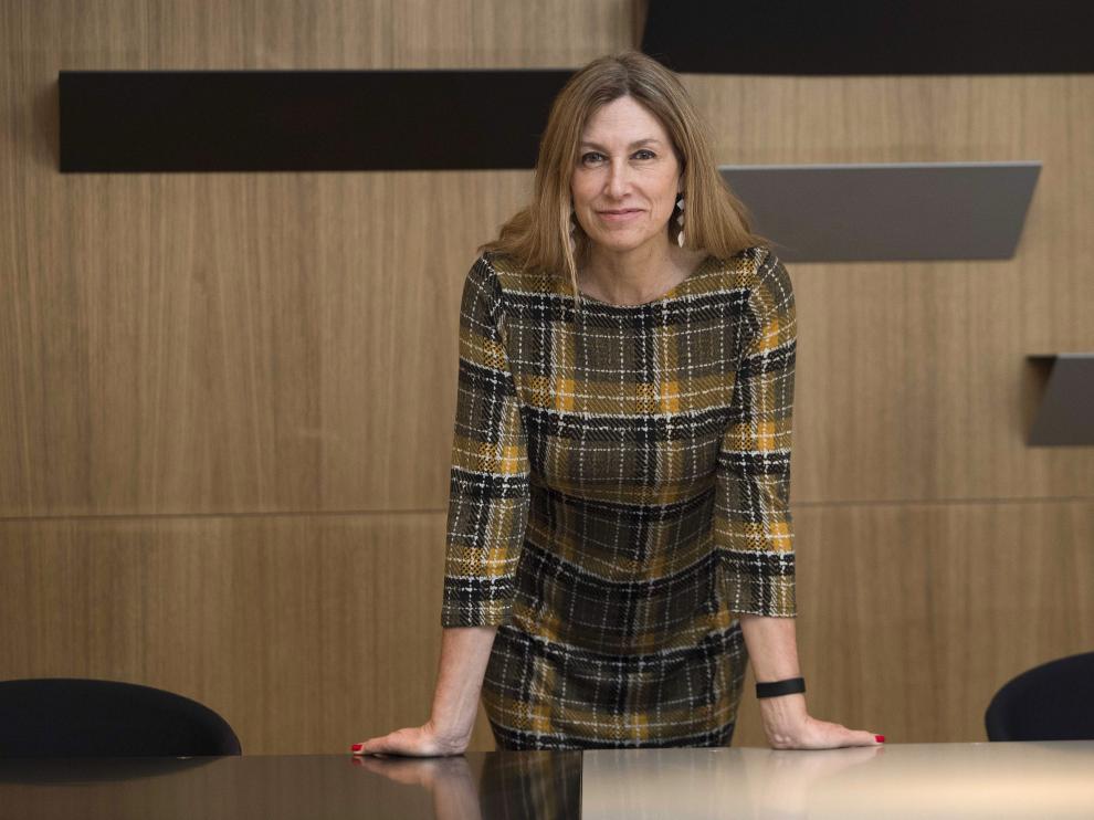 Ángela Loeches inauguró en Caixafórum el ciclo de conferencias ‘La lógica del amor’.