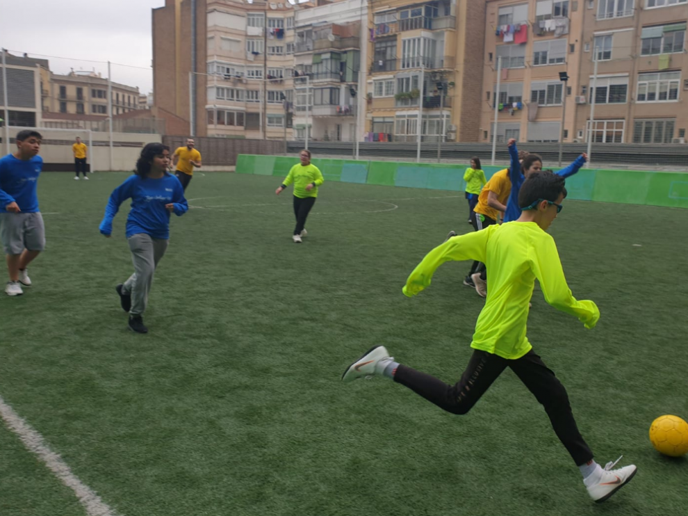 Hoy alumnos ciegos de La Rioja, Catalunya, Aragón y Baleares, disfrutan de la Fiesta del Deporte en la Sede de la ONCE en Cataluña.
