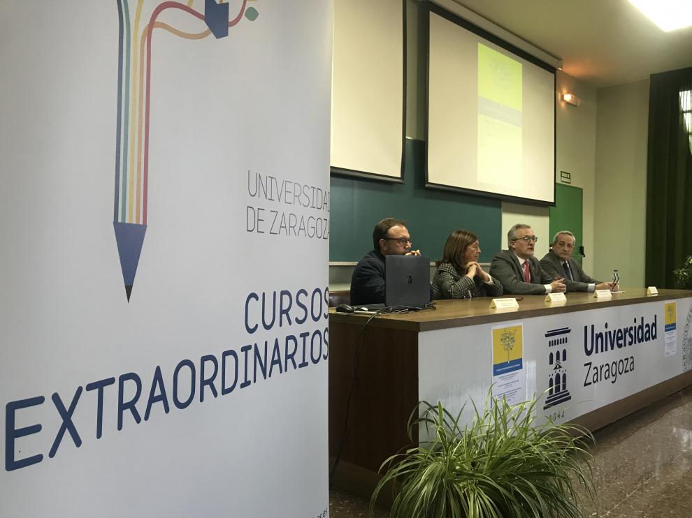Inauguración de los Cursos Extraordinarios de invierno en Jaca.