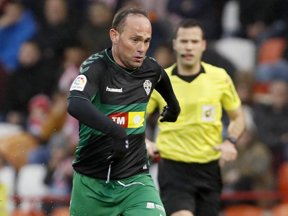 Nino en una acción de partido.