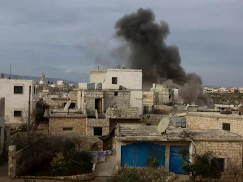 Bombardeo del Ejército de Siria en la provincia de Alepo