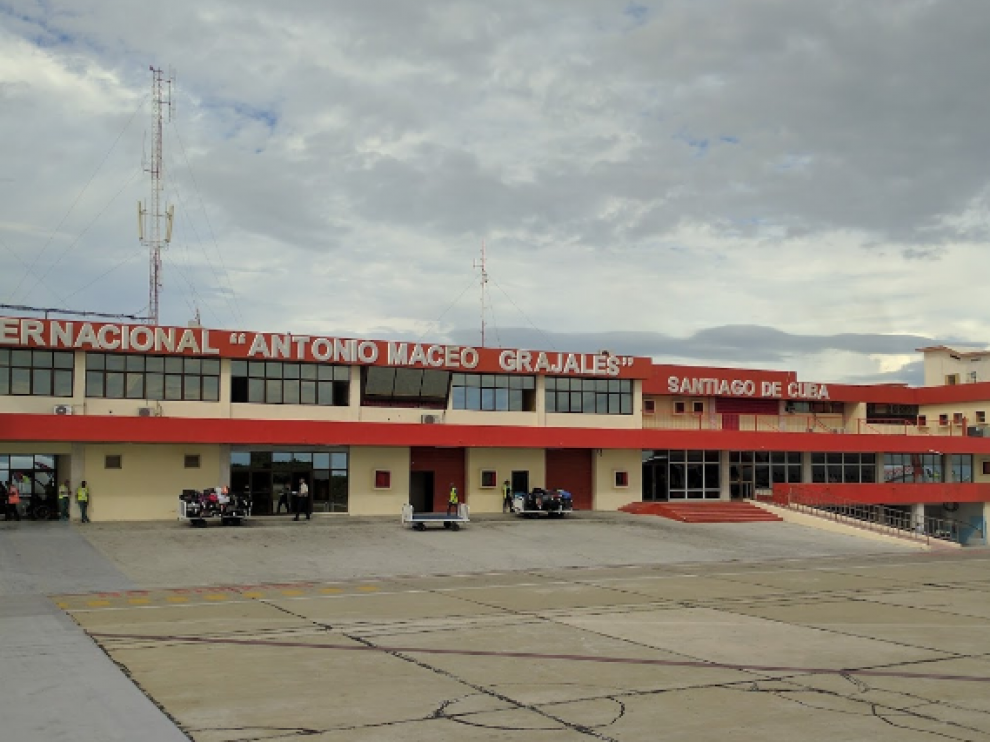 Fue en el aeropuerto Santiago de Cuba donde sucedió todo.