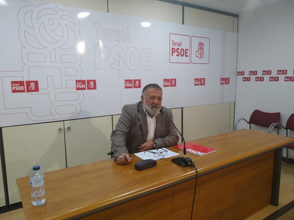 Herminio Sancho, en la sede del PSOE en Teruel.